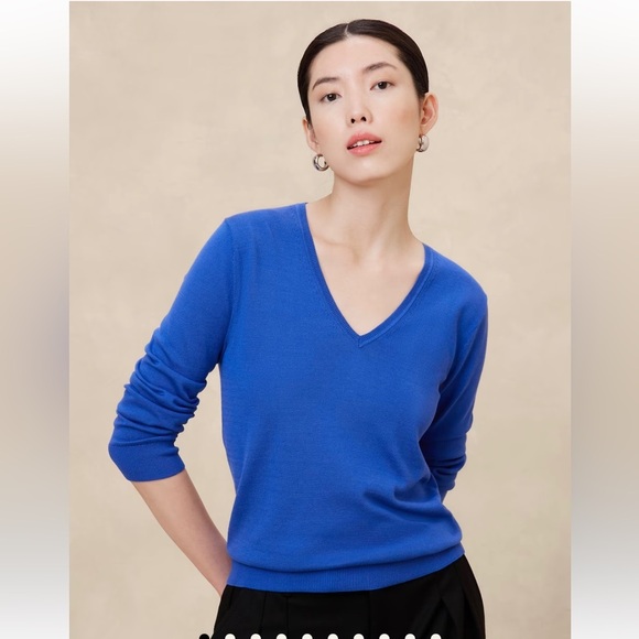 Banana Republic navy Forever V-neck sweater sz XS - Picture 5 of 5